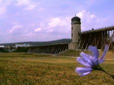 Gradierwerk mit Windm&uuml;hlenturm